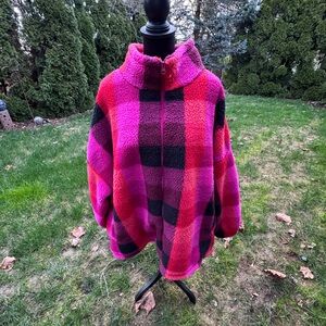 SOLD ON DEPOP @soldbyneeks Plaid Teddy Zip-up Jacket